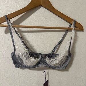 Maison Close Villa Satine Soutien Gorge Balconette Bra Gray White Lace NWT-32C